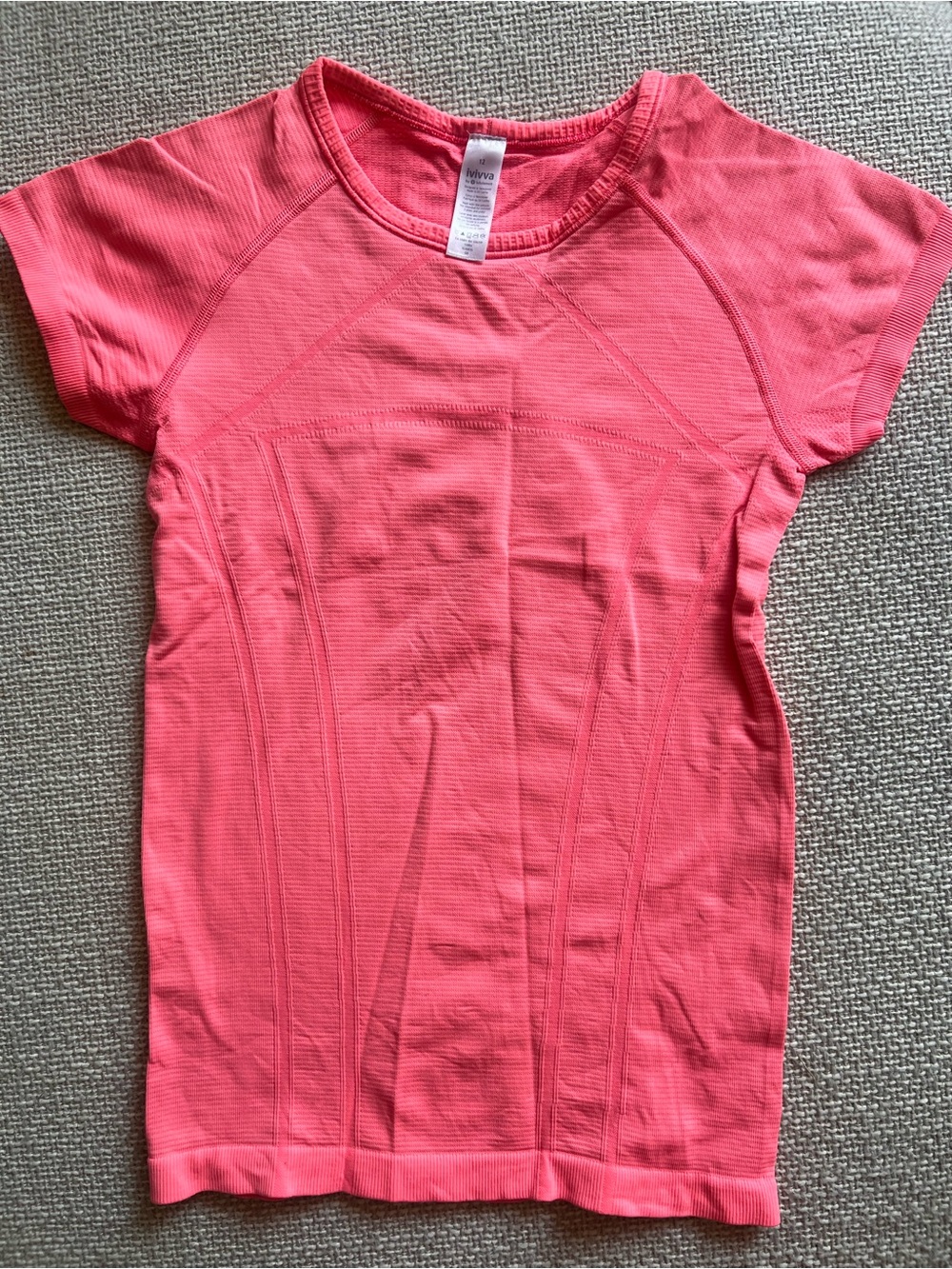 Ivivva Short Sleeve Athletic Tee in Coral - Sz 12